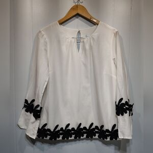 Artsy Boho‎ White Blouse Black Floral Appliqué Bell Sleeves Creation L 10